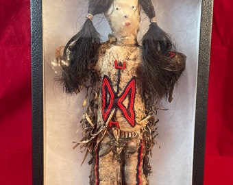 Primitive Native American Doll Western Plains papoose Indian chief collectible memorabilia antique doll