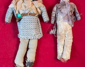 Pair Of Native American Dolls Primitive doll 1800 Native American doll papoose Plains