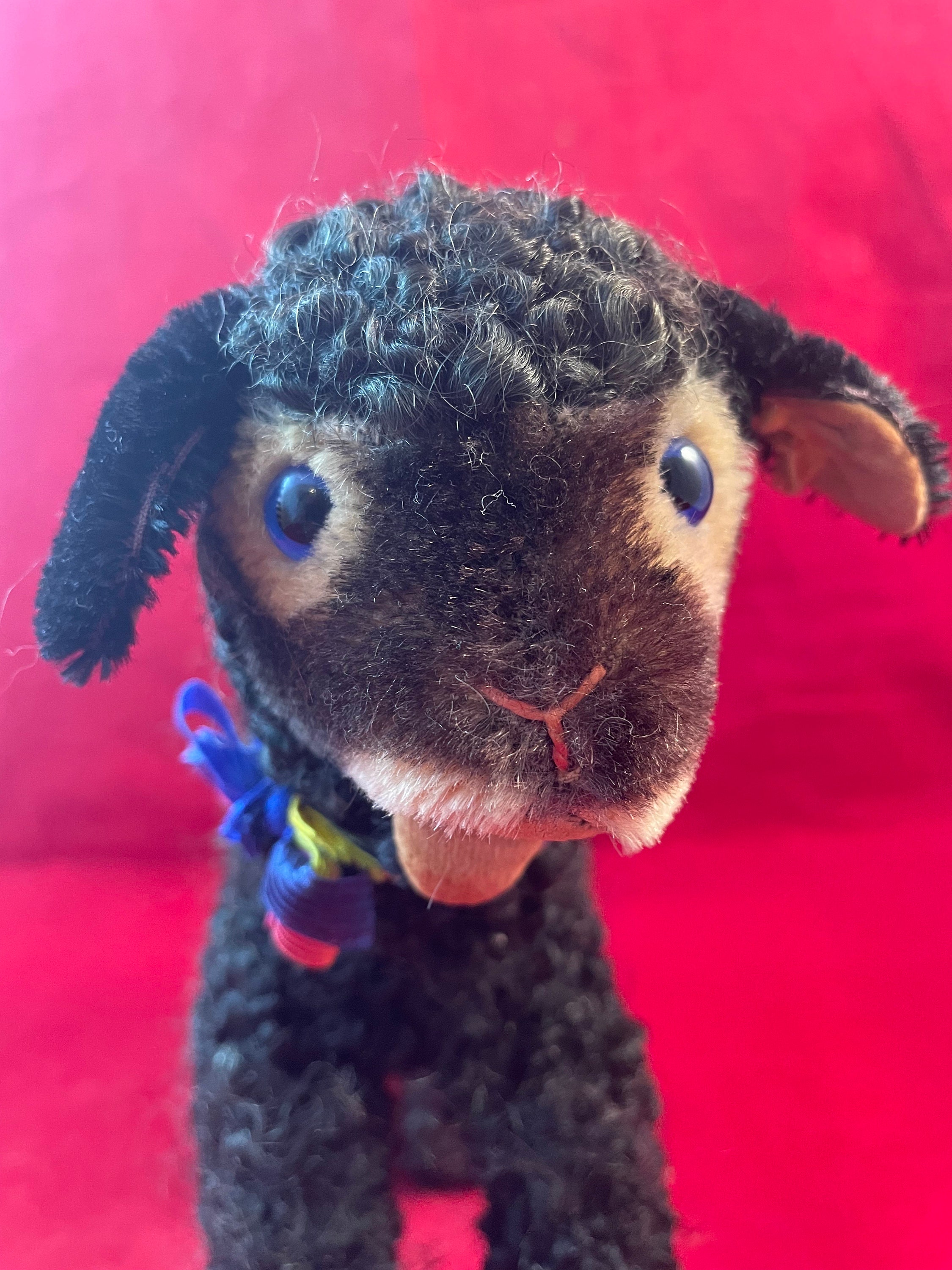 ヴィンテージ シュタイフ ブラックラム ぬいぐるみ：1950年代