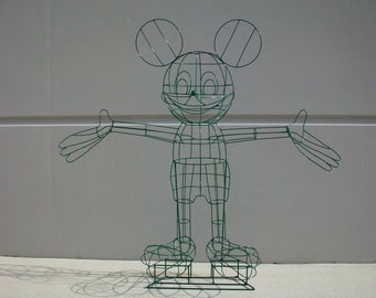 Mickey Type Of Mouse Topiary