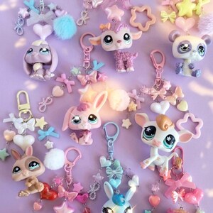 Handgefertigter Littlest Pet Shop Schlüsselanhänger - Serie 2 - Vintage LPS Gen2 Figuren, Y2K Kidcore Anhänger