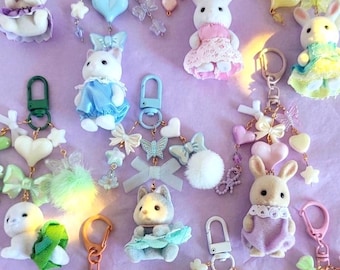 Handgemachte Sylvanian Families Schlüsselanhänger - Serie 2 - Y2K Coquette Style Accessoire Original Figuren | Glückspilze