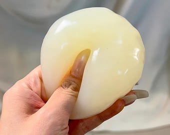 Pelota antiestrés de goma hecha a mano: juguete sensorial para aliviar la ansiedad.