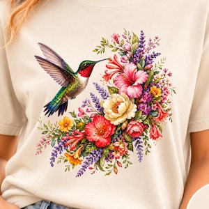 Hummingbird Shirt Women Vintage Floral Hummingbird Tee Ruby Throated Bird Shirt Botanical Garden Shirt Nature Lover Gift for Her