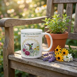 Taza con diseño de colibrí, regalo de jardín para mujeres / Taza de café para amantes de las aves / Taza floral con diseño de colibrí / Regalo para amantes de la naturaleza / Taza de jardín de primavera, 325 ml imagen 3