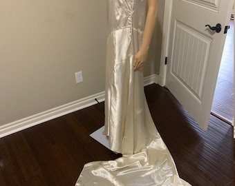 Marvelous 1930s Silk Satin Wedding Gown