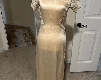 Glorious 1930s Silk and Lace Wedding Gown