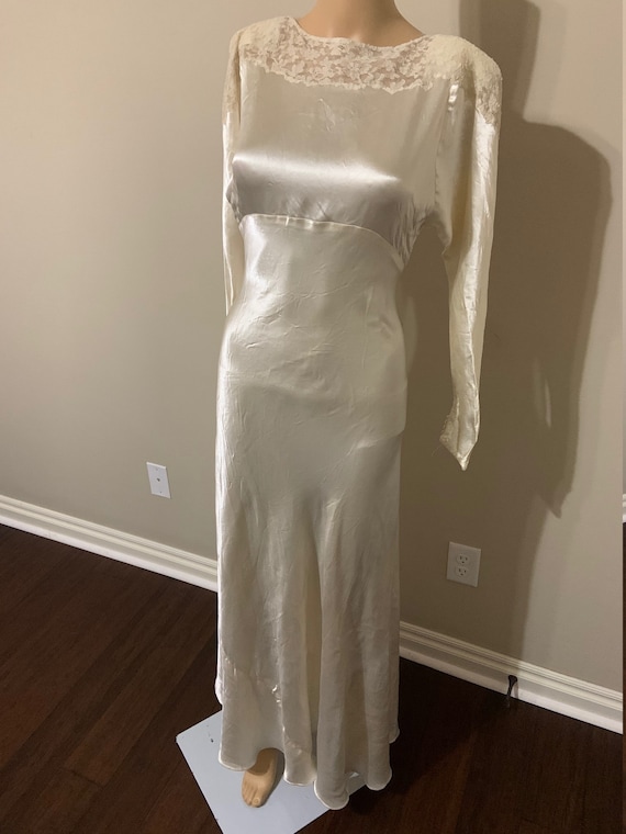Gorgeous 1930s Liquid Satin and Lace Wedding Gown