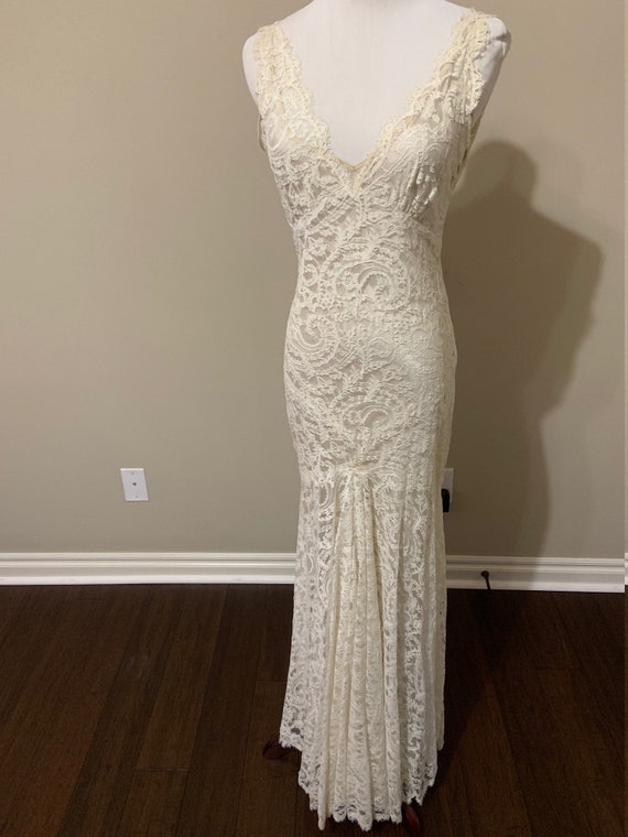 Gorgeous Vintage Chantilly Lace Wedding Gown Etsy