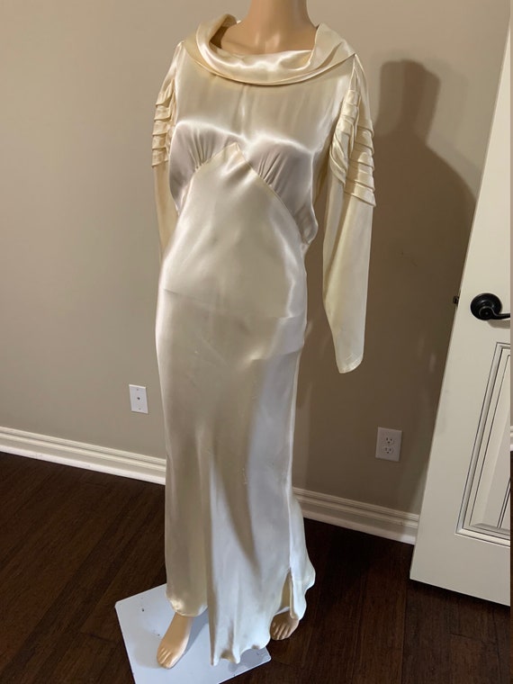 Fantastic 1930s Art Deco Silk Satin Wedding Gown