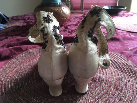 Spectacular Beaded Silk Wedding Shoes - image 6