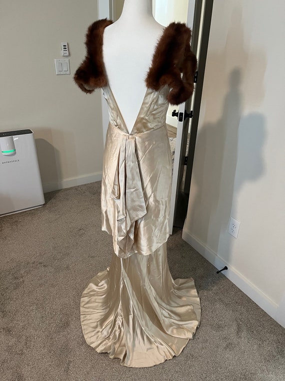 Fantastic 1930s Silk Designer Wedding Gown - image 3