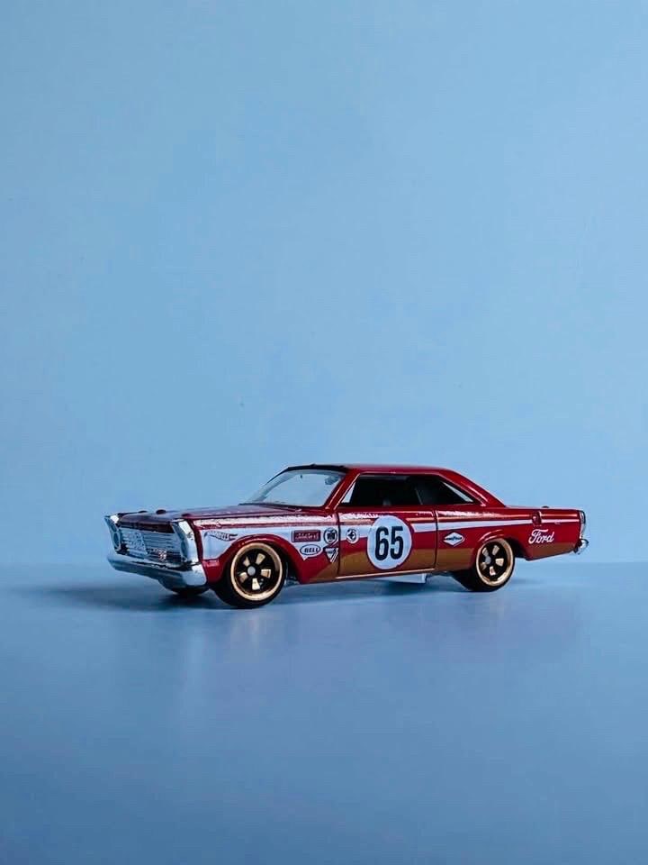 ホットウィール '65 フォード ギャラクシー 500 ヴィンテージ レーシング Ford Galaxie '65 From Hot Wheels - Etsy