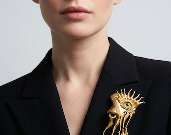 Spilla a forma di volto ispirata a Schiaparelli, spilla con occhi e labbra in stile Art Déco surrealista, gioiello con volto umano astratto in oro, spilla in stile vintage
