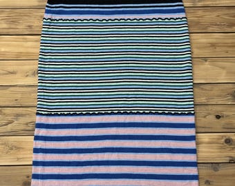 Falda Marni X Uniqlo Talla S (25”-28”) para mujer, cintura elástica, rayas multicolor (EE. UU., sin aranceles de importación)