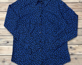 Camisa Agnes B. talla M para mujer, con botones y diseño de corazón azul (EE. UU., sin aranceles de importación).