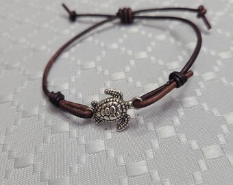 Turtle Leather Bracelet for girls Stackable bracelet sea animal gifts for granddaughters leather jewelry