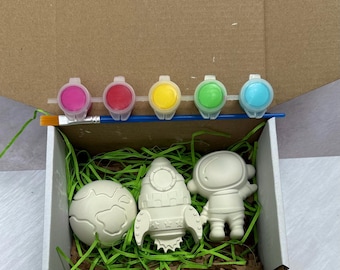 Paint Your Own Space Figurines Kit – Astronaut, Rocket, Planet Craft Set