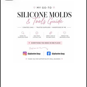 Może przedstawiać: Biały przewodnik zatytułowany "SILICONE MOLDS & Tools Guide" z różowymi akcentami. Przewodnik zawiera wyselekcjonowane linki, zaufanych dostawców i ręcznie wybierane rekomendacje. Zawiera również uchwyty w mediach społecznościowych dla @plaster.bay.
