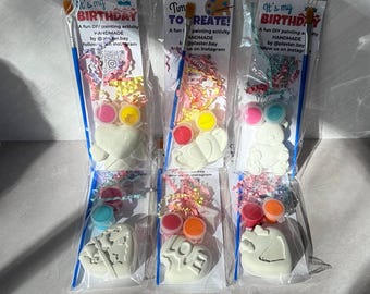 Paint Your Own Heart Figurine Kit – Kids Craft Party Favor, Love Theme DIY Activity