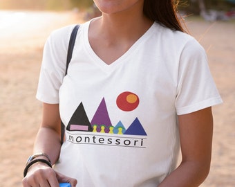 Montessori Grammar Symbol Landscape Camiseta con cuello en V para mujer Montessori Grammar Shapes Cute Montessori Teacher Gift Montessori Shirt Womens