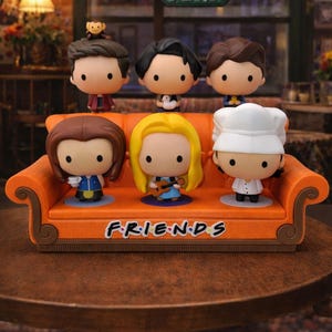 Friends™ Sofa Display for McDonald’s Warner Bros Figures – 3D Printed image 3