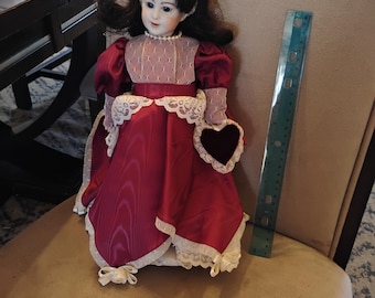 Victoriaanse porseleinen pop van 14 inch