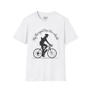 Camiseta "Mi terapeuta tiene dos ruedas"