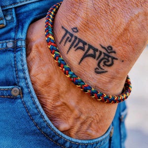 Handwoven Tibetan Bracelet Dragon-Pattern Design Bracelet Men's Spiritual Healing and Fortune Jewelry