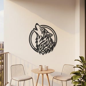Tribal Wolf Head Metal Wall Art, Howling Wolf Circle Decor, Geometric Sculpture