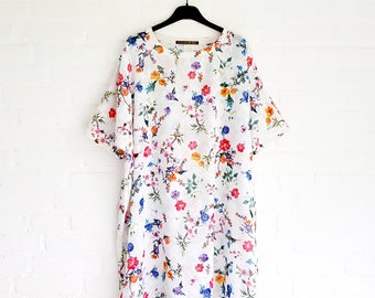 Oversized Midi T-shirt Dress Slightly Transparant Spring Floral