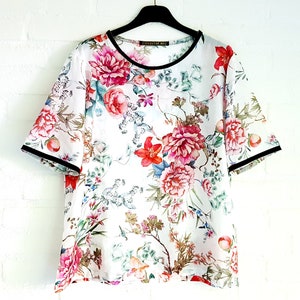 Zomertop katoenen voile wit bloemen