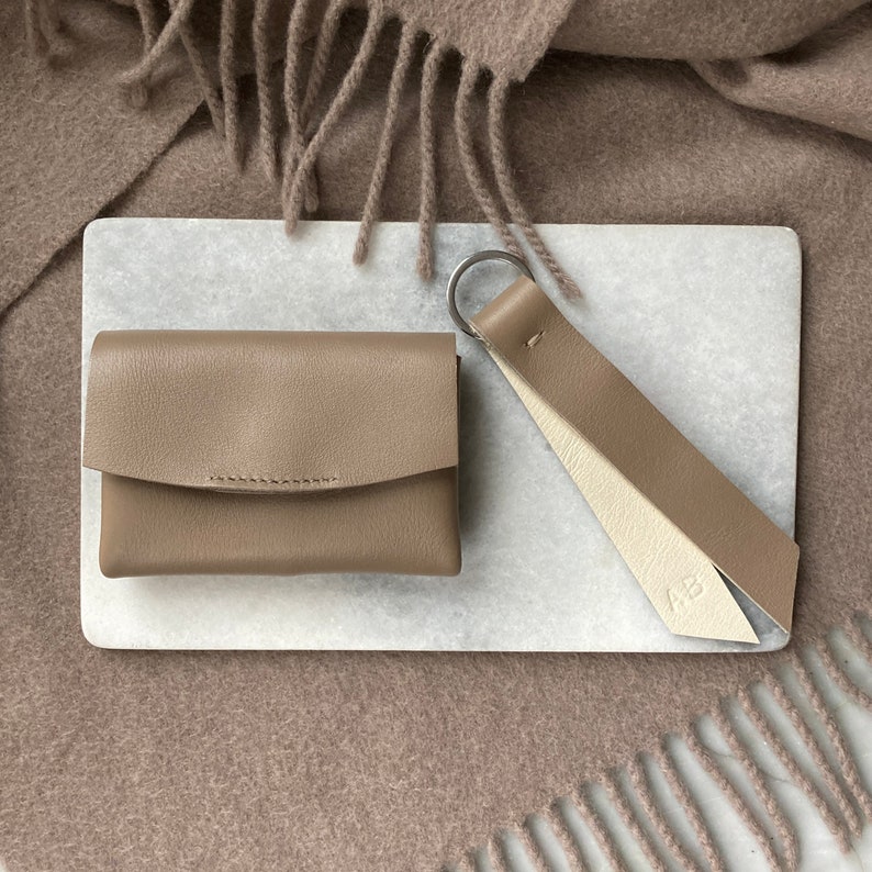 Minimalistic wallet and key chain gift set for her bi fold crocodile embossed leather wallet personalised wallet brown mini wallet Gray