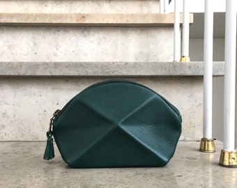 Make up bag made of genuine leather with unique origami detail - green leather dopp bag of her - bridesmaids gift