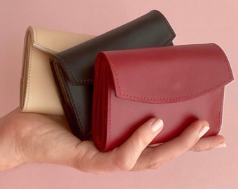 Small leather wallet - genuine leather - handmade in germany - unisex wallet- burgundy red