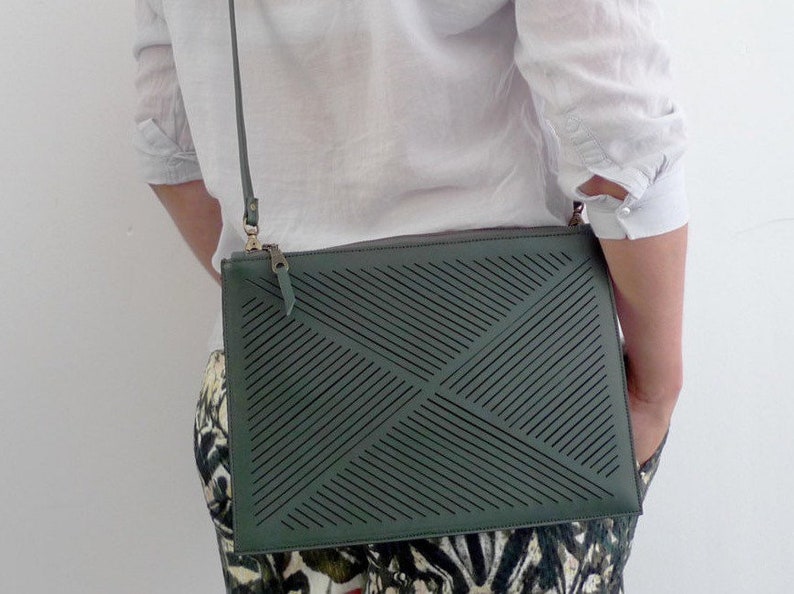 Cut Out Cross Body Bag / Clutch Green - Etsy