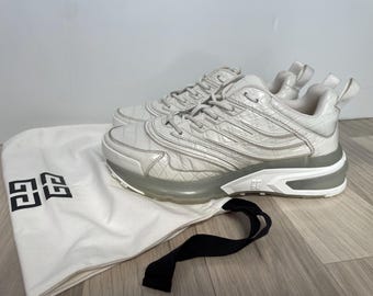 Givenchy leather sneakers EU 39 Vintage