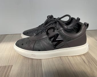 MCM men leather sneakers EU 42 ( real size EU 43 ) Vintage