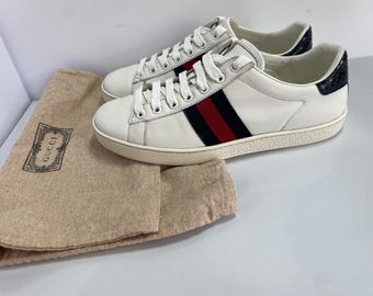Sneakers Gucci in pelle, taglia EU 37/UK 4, vintage.