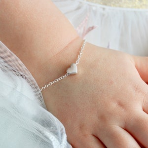 Zilveren hartbedelarmband voor meisjes - drijvend hart aan ketting