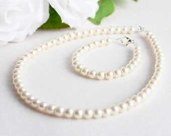 Parelset - ketting en armband - crèmekleurige parels voor klein meisje, bloemenmeisje, verjaardag