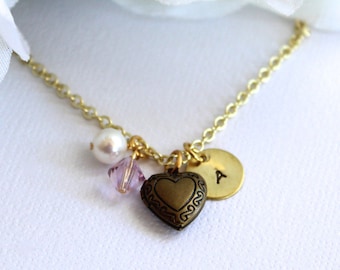 Gepersonaliseerde ketting Tiny Heart Medaillon, gouden initiaal