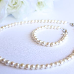 Echte Perlen Blumenmädchen Geschenk Perlenarmband & Halskette SET, Blumenmädchen Schmuck, Jr Brautjungfer, kleine Mädchen Perlen