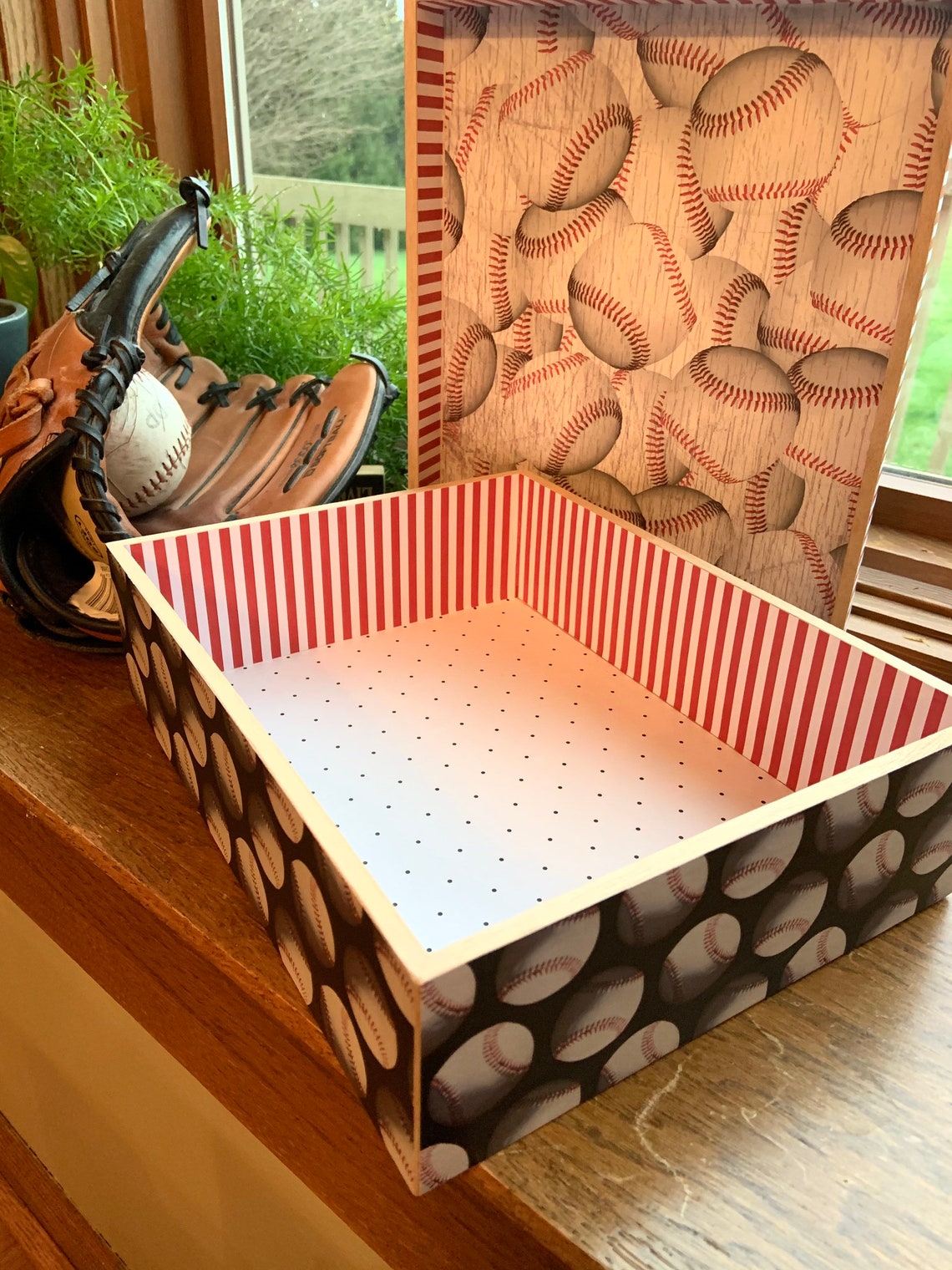 Baseball memory or Keepsake Box. Perfect for your Little Etsy