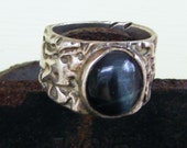 Sterling Silver man's ring size 10 Oval ,Bezel setting grey blue Cat's Eye gem
