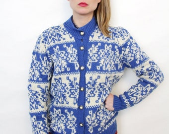 Vintage Blue and White Snowflake Pattern Hand Knit Cardigan
