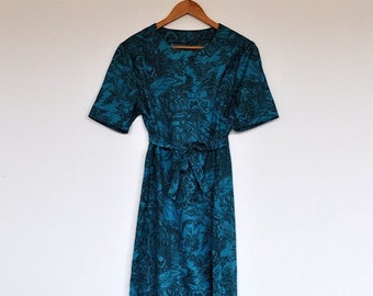 Vintage Teal Short Sleeve Midi Dress With Matching Belt