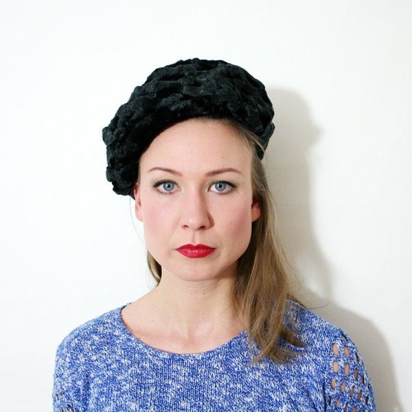 Bonnet béret en velours tressé noir en grosse maille vintage