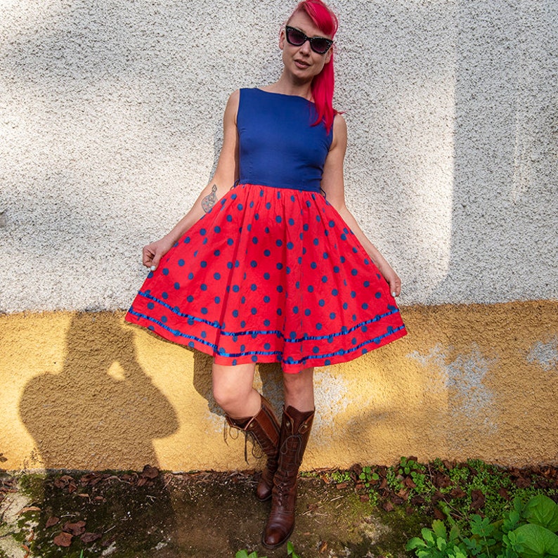Vintage Blue and Red Polka Dot Sleeveless Midi Dress image 5
