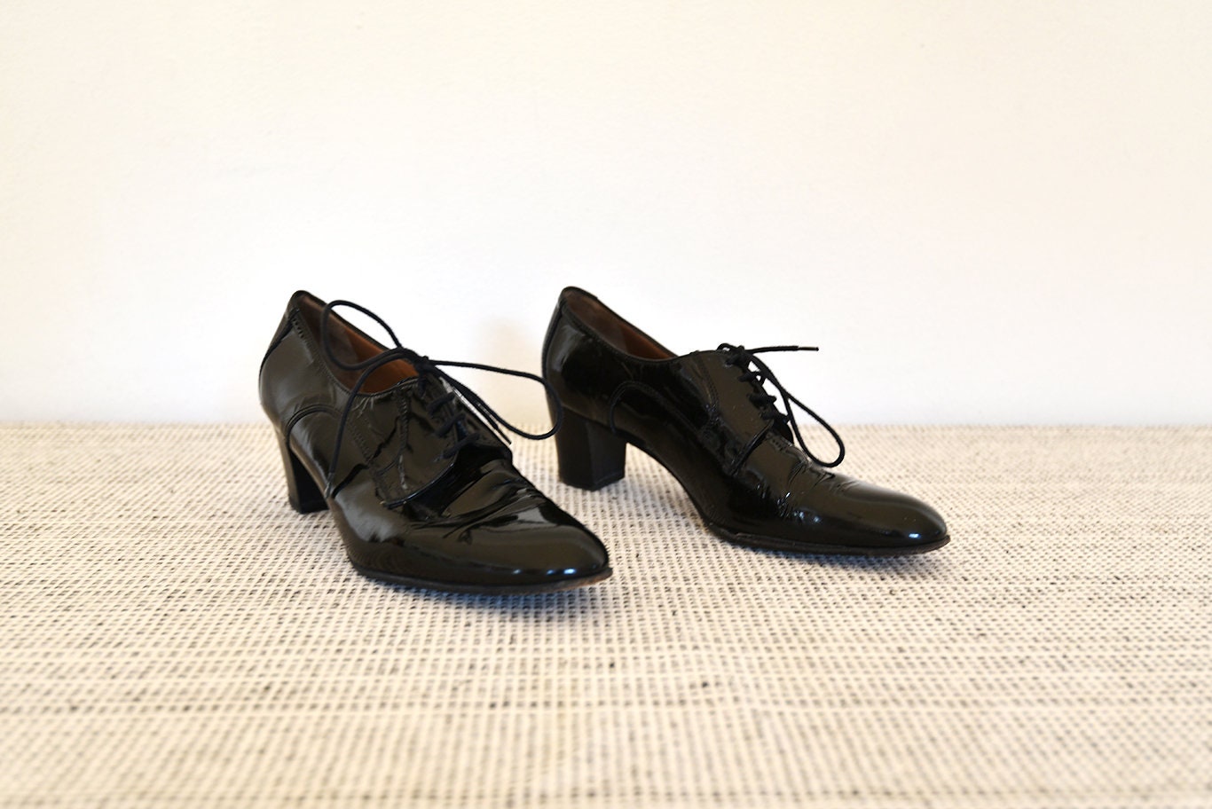 Vintage Black Glossy Leather Lace Up Oxford Pumps Etsy
